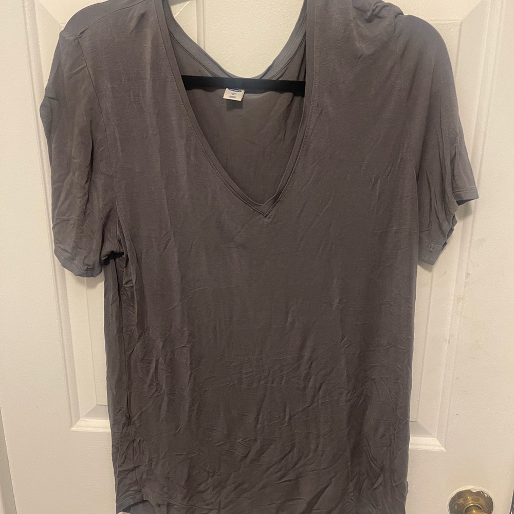 Old Navy Charcoal V-Neck Short Sleeve Tee